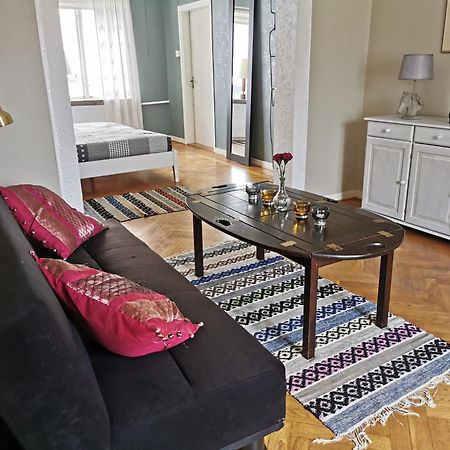 Apartmán Gamla Skolan Rum & Oevernattning I Spjutstorp Pokoj fotografie