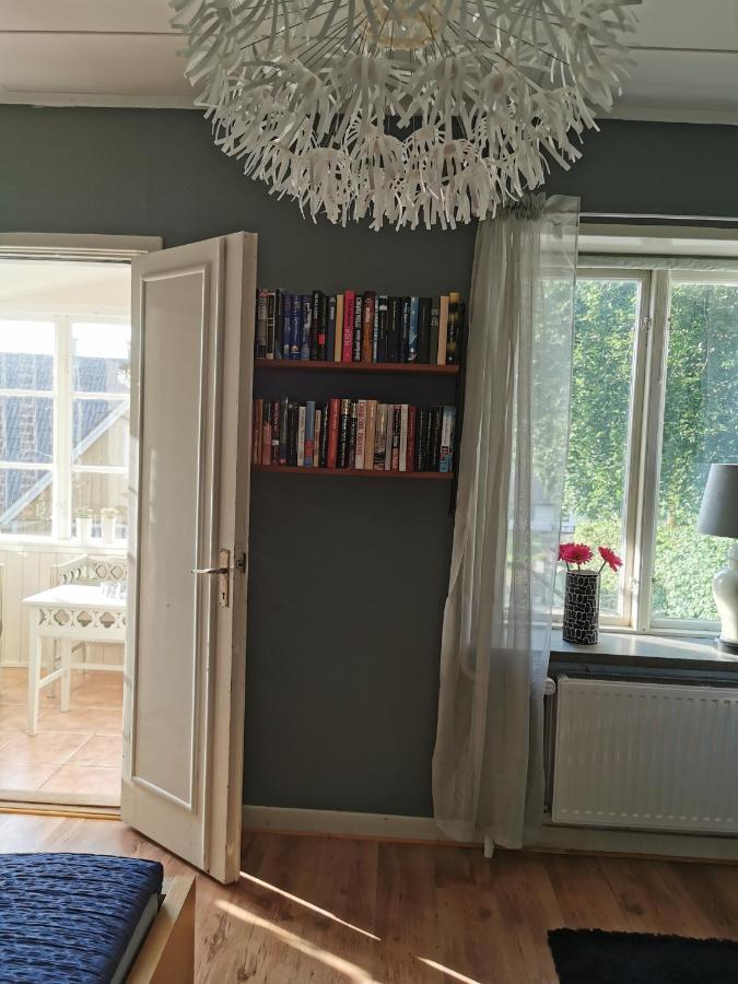 Apartmán Gamla Skolan Rum & Oevernattning I Spjutstorp Exteriér fotografie