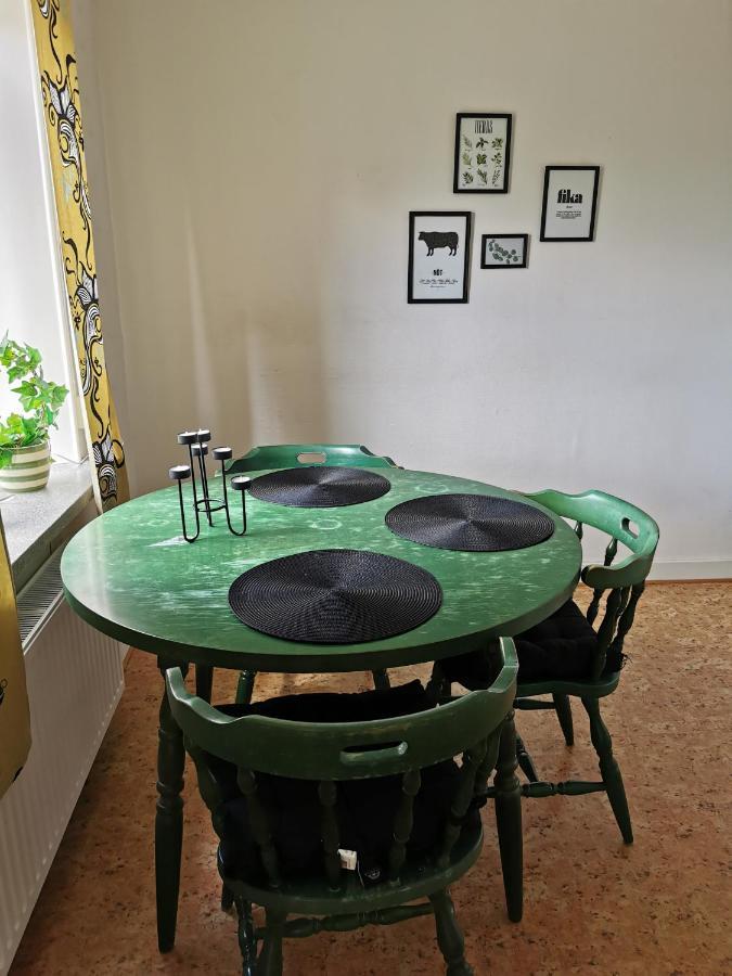 Apartmán Gamla Skolan Rum & Oevernattning I Spjutstorp Exteriér fotografie