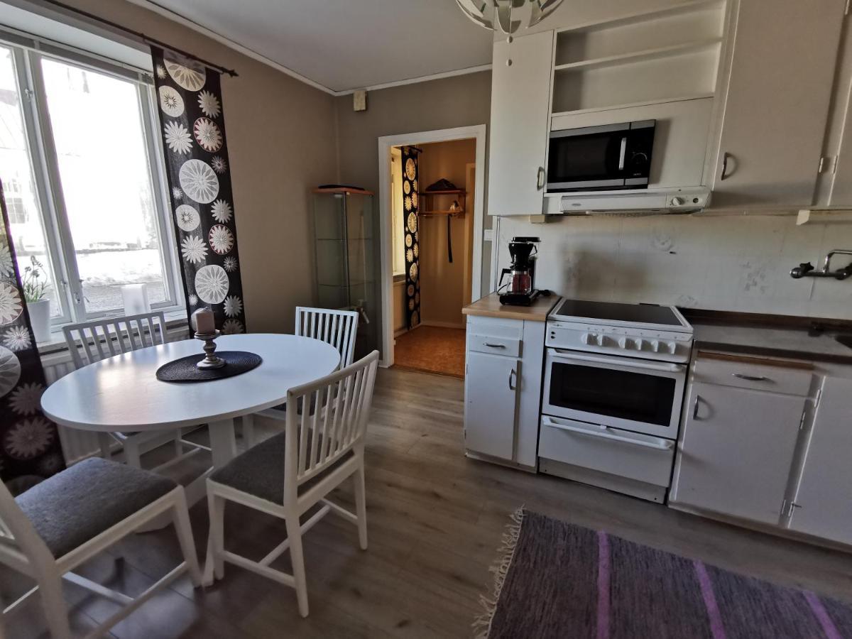Apartmán Gamla Skolan Rum & Oevernattning I Spjutstorp Exteriér fotografie